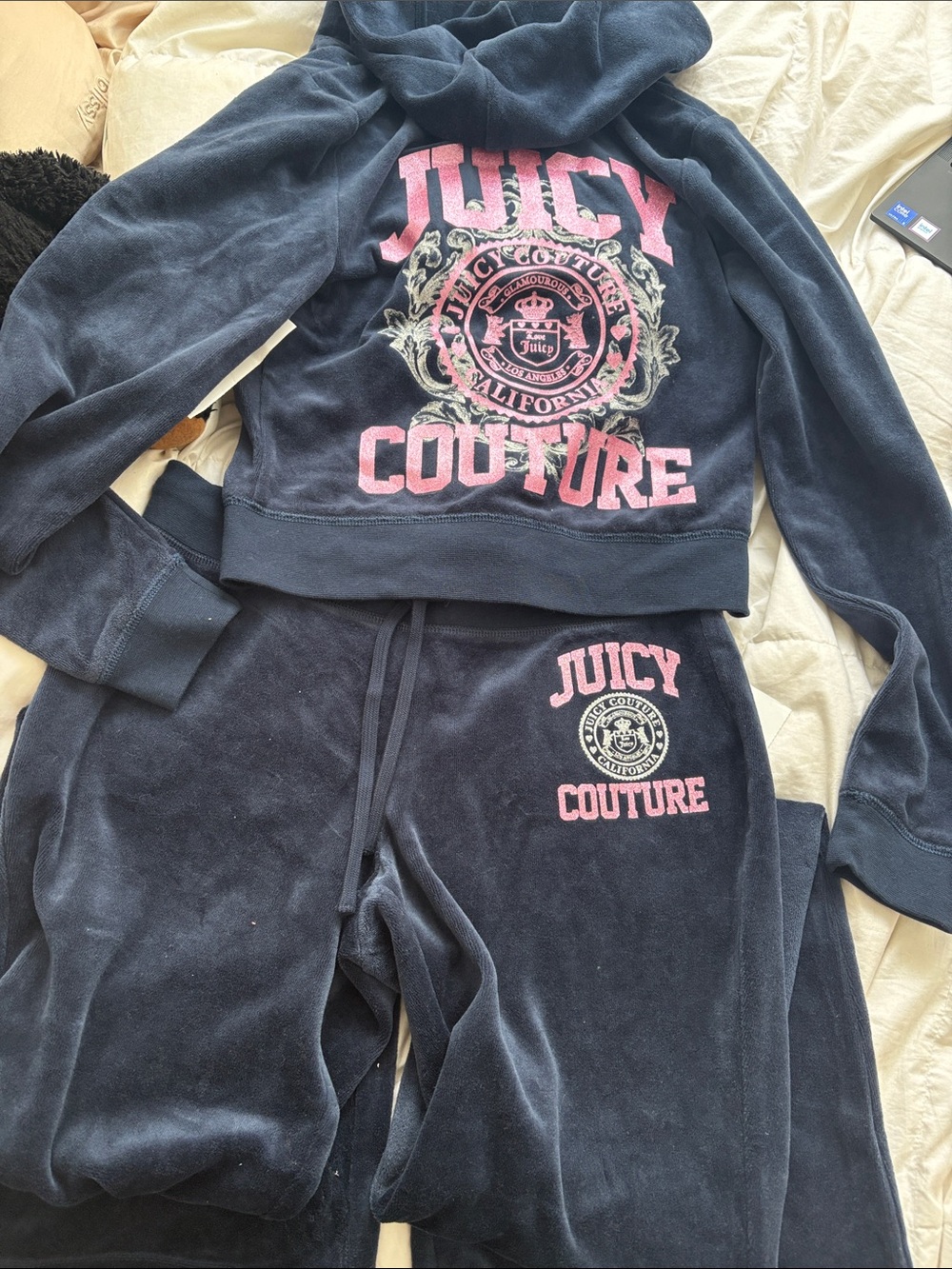 Juicy Couture NWT Navy Sparkly Pink Vintage Graphic Matching Tracksuit Set